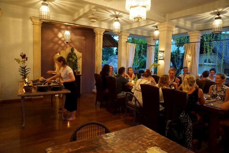 Guests enjoying dinner in the candle-lit Life Restaurant